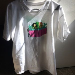 Alien shirt